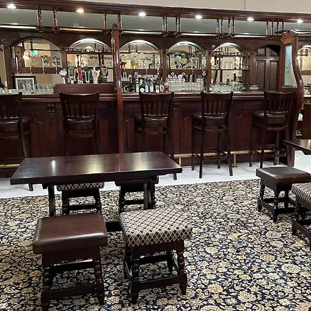 Hotel Grand Moate